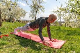 英超-齐尔克泽破门+乌龙助攻 曼联1-1狼队4轮仅1胜