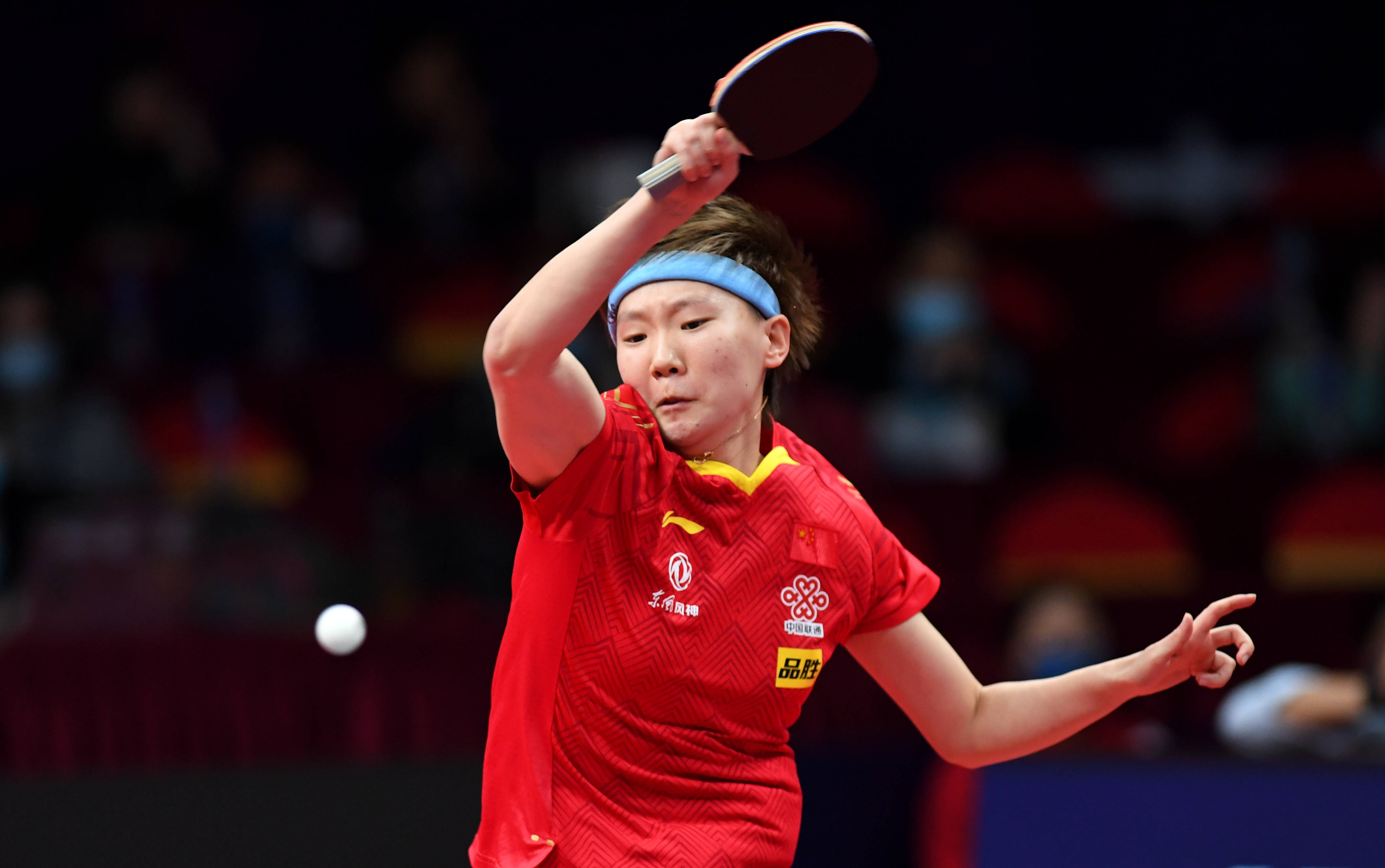 欢呼声中创 欢呼声中创